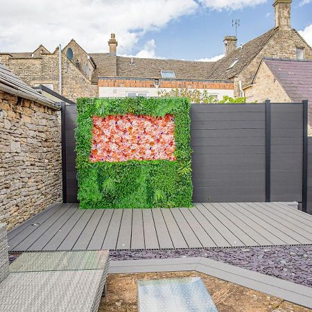 Maple Rose - 2 Bed With Garden In Minchinhampton! Villa Buitenkant foto