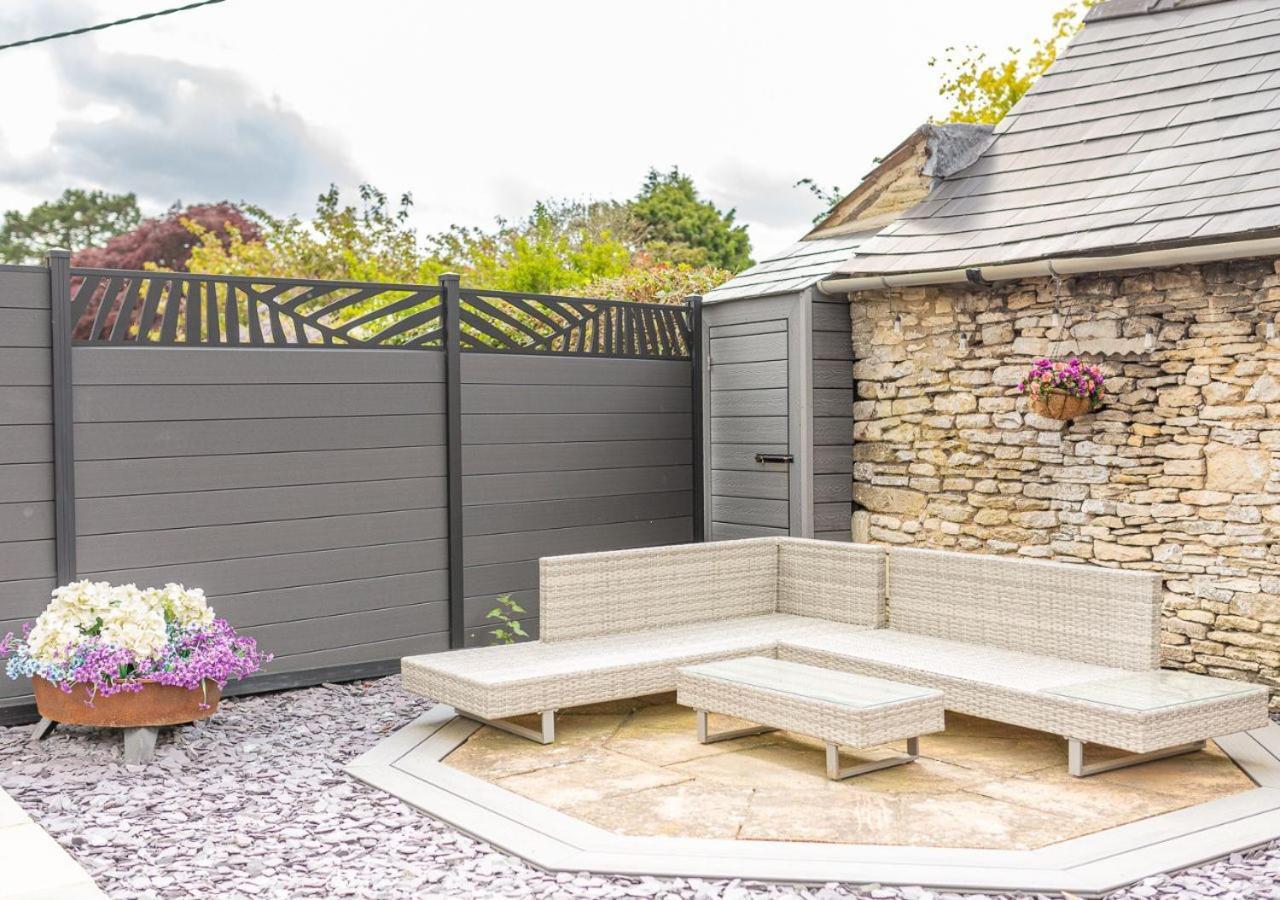 Maple Rose - 2 Bed With Garden In Minchinhampton! Villa Buitenkant foto